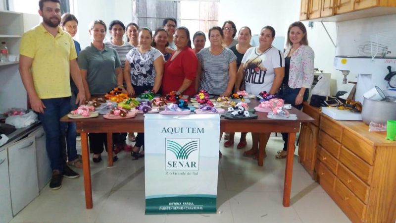 ENCERRAMENTO DO CURSO DE MACRAMÊ 